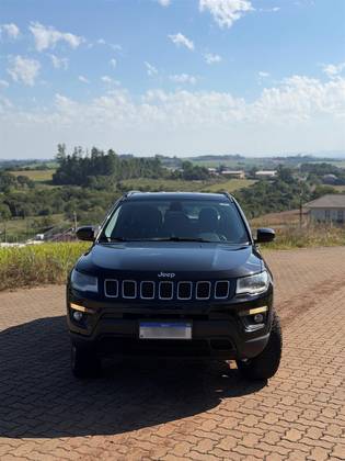 JEEP COMPASS 2.0 16V DIESEL LONGITUDE 4X4 AUTOMÁTICO JEEP COMPASS 2.0 16V DIESEL LONGITUDE 4X4 AUTOMÁTICO